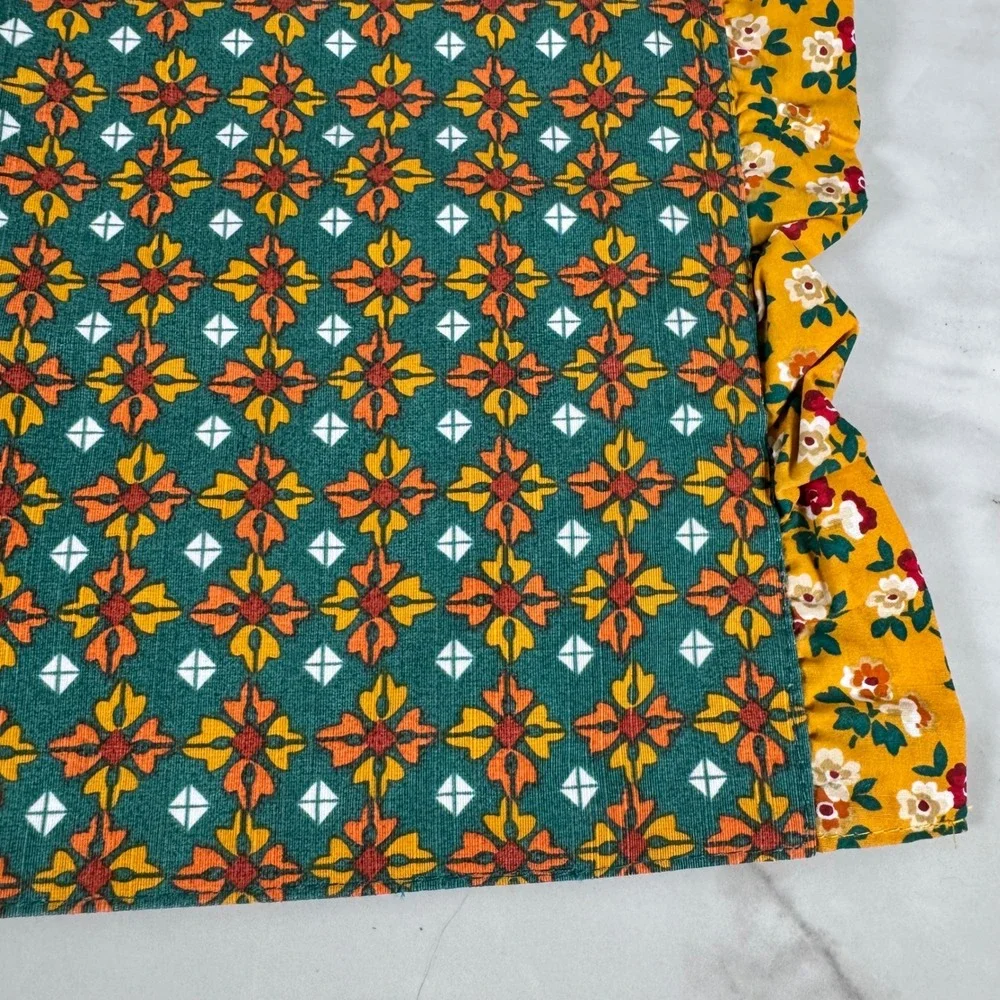 Set of 2 Reversible Floral Placemats Yellow Teal Green  Ruffle‎ Cottagecore